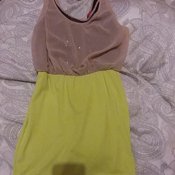 Color block Akira dress in neon yellow/black/blush - Picture 1 of 5